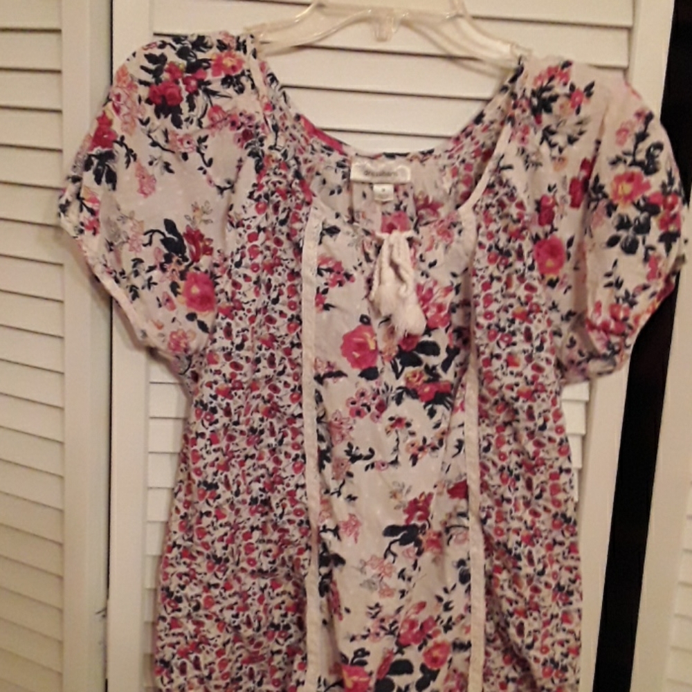 Used Dress Barn Floral Top